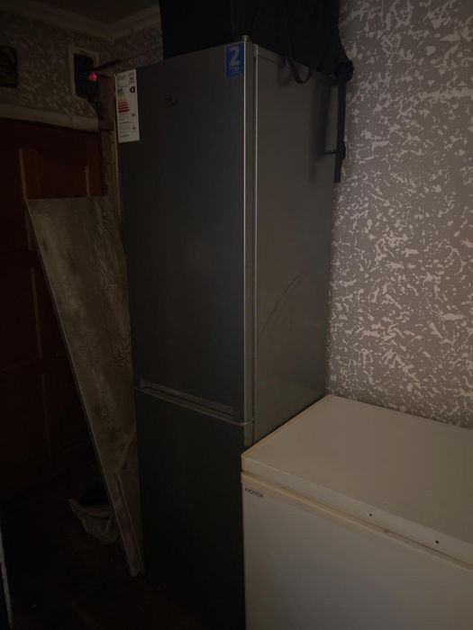 Продам холодильник и морозильник