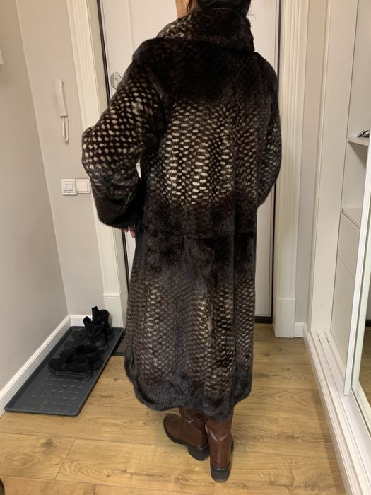 Продам Норковую шубу