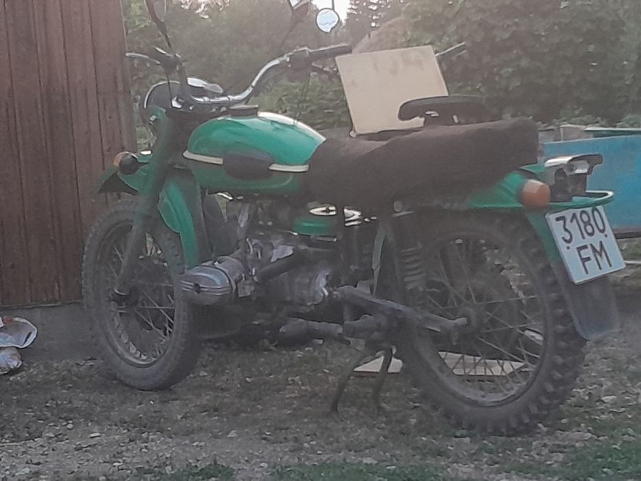 Продам мотоцикл Урал