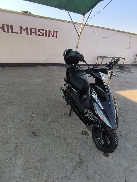 Sukuter vento 125 cc