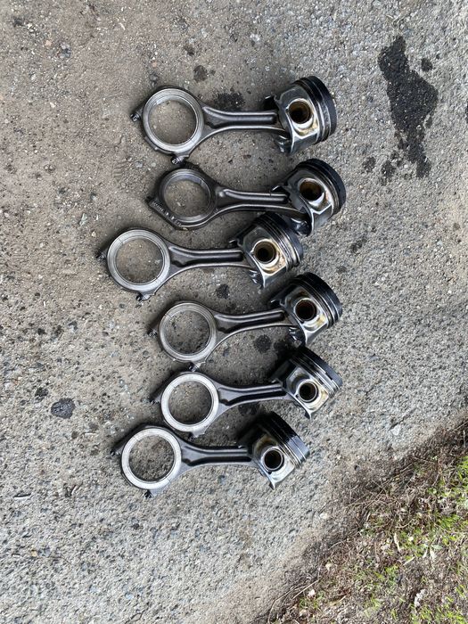 запчасти на двигатель BKS , BUG