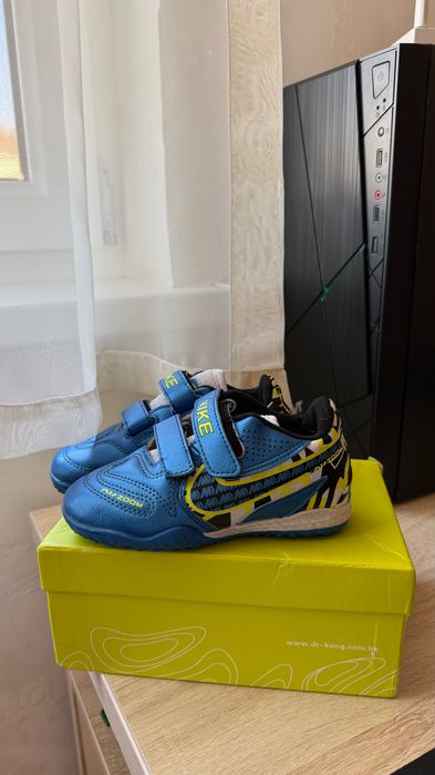 Бутсы футбольные детские