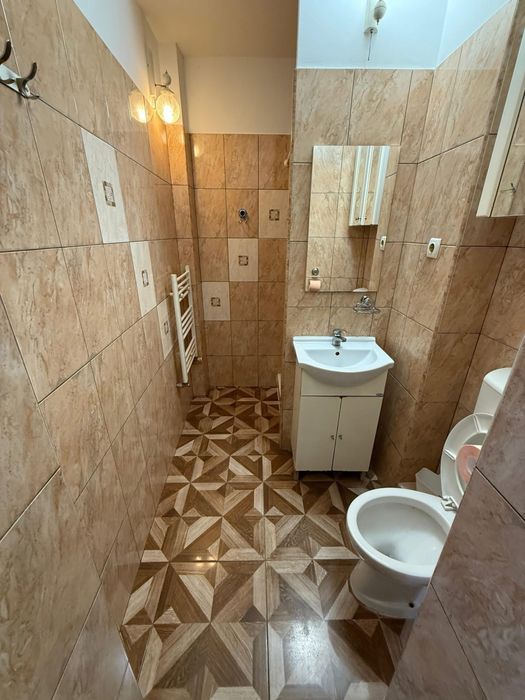 Ofer spre închiriere Apartament / Studio Ultracentral