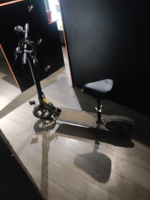 Электросамокат jouor