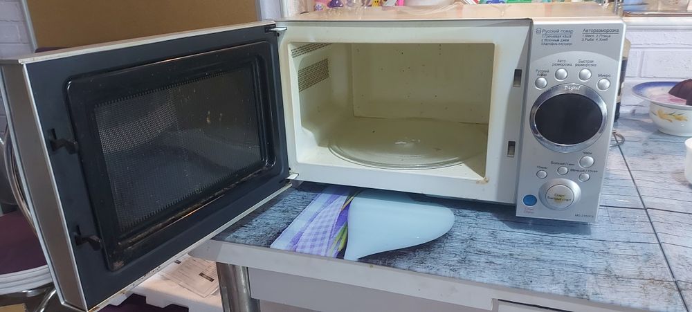 Микроволновка LG