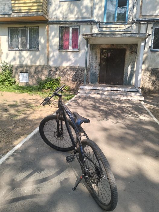 Продам велосипед бмв 30к торг