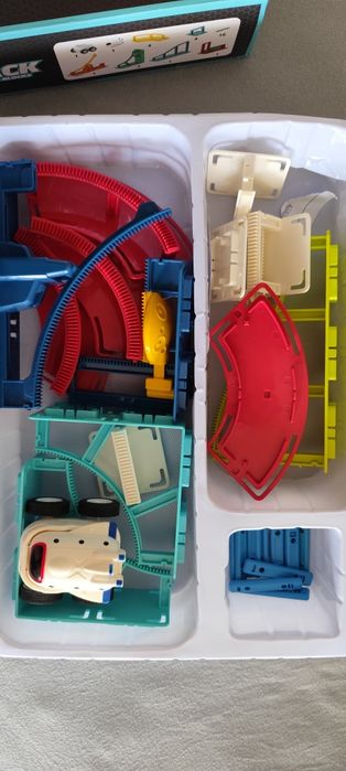 3D влакче със писта на батерии