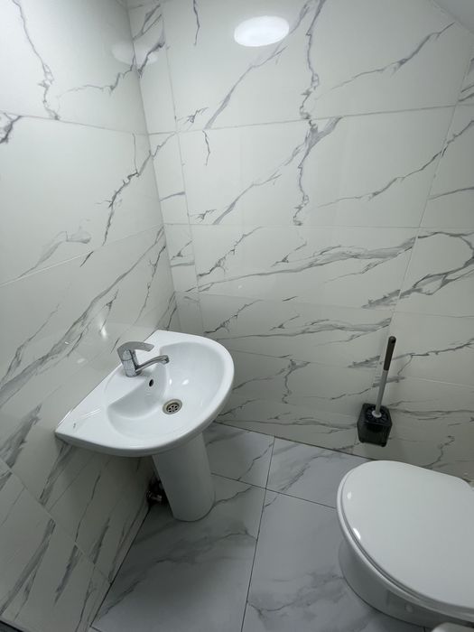 АРЕНДА Комнат под ОФИСЫ (Цум,Метро Космонавтов/Ойбек)