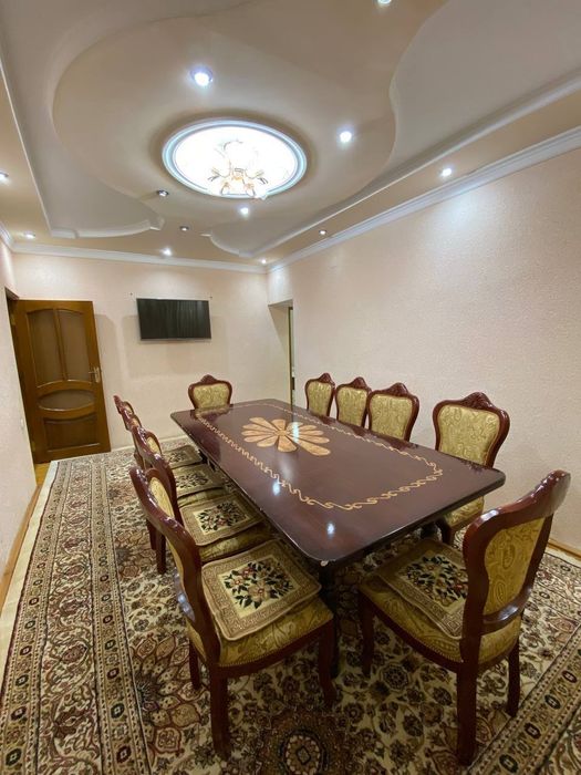 Yashnobodda 5 xonali kvartira ijaraga beramiz! 1-etaj, hovlisi ham bor