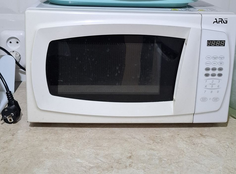 Продам микроволновую печь