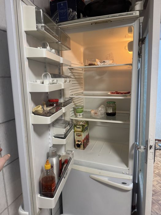 Холодильник Атланта б/у
