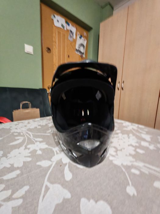 Casca full face pentru bicicletă
