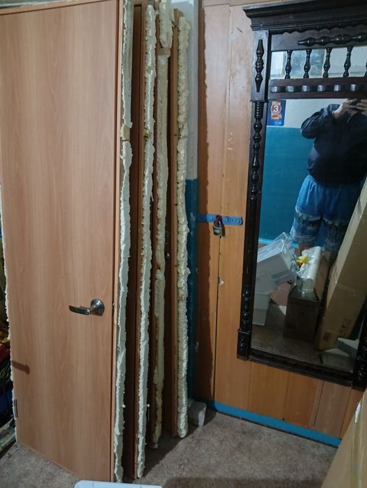 Продам б/у двери