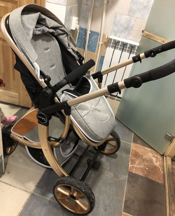 Коляски в хорошем состоянии 10000