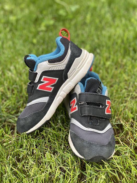 New Balance кроссовки