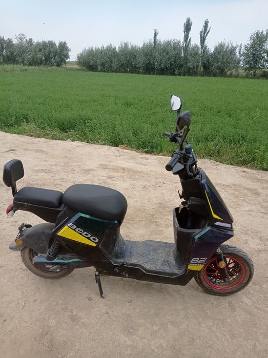 Skuter bodo F1 marka