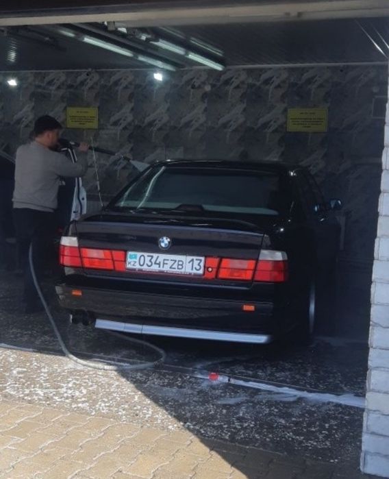 Бленда HELLA на БМВ Е34 BMW E34