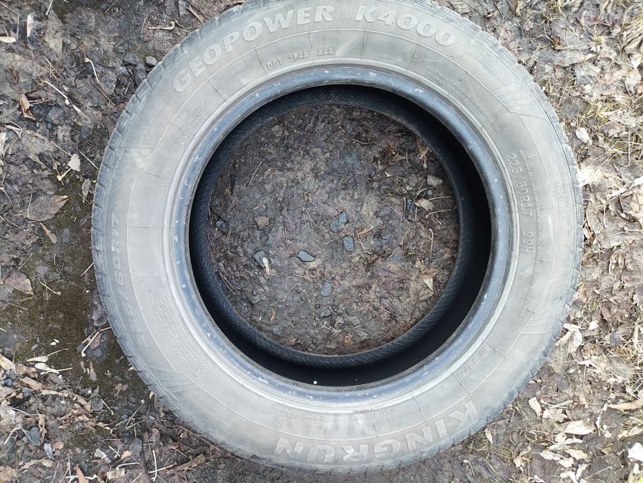 Подам шины 225/60/17