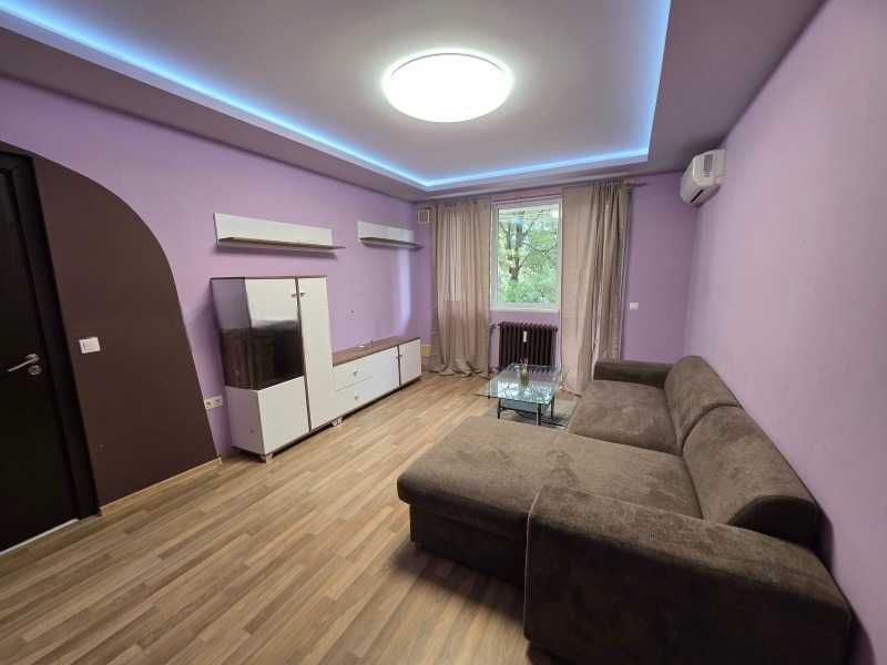 Дава се под наем Двустаен апартамент в София, Изток - 58 кв.м за 618.12 € - Снимка #4