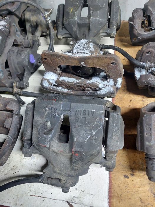 Суппорт Тойота Камри 10 20 объём 2.2