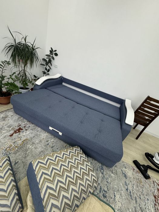 Диван сатылады.                                                      .