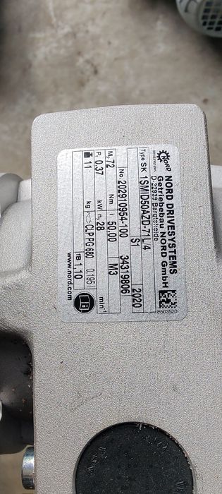 Motor electric trifazat cu reductor, 0.37kW, 28rpm, 380V