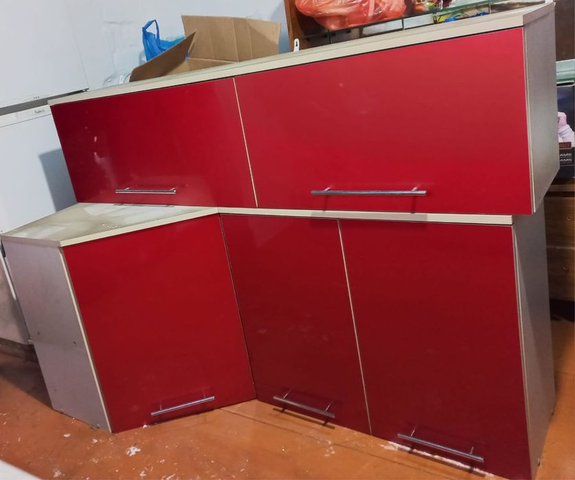 Срочно продам кухонный гарнитур!