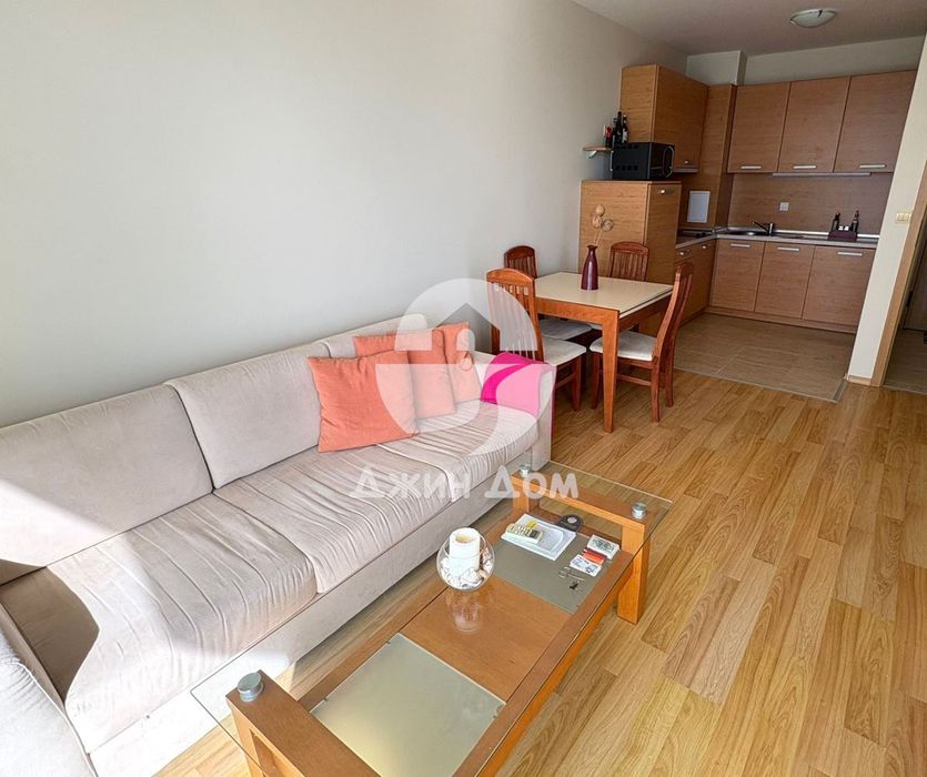 Продава се Двустаен апартамент в Свети Влас - 67 кв.м за 890 €/кв.м - Снимка #5