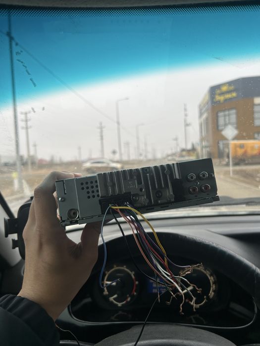 Магнитафон pioneer DEH-S5250BT