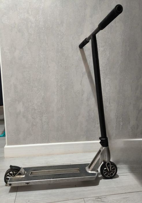 Самокат трюковой