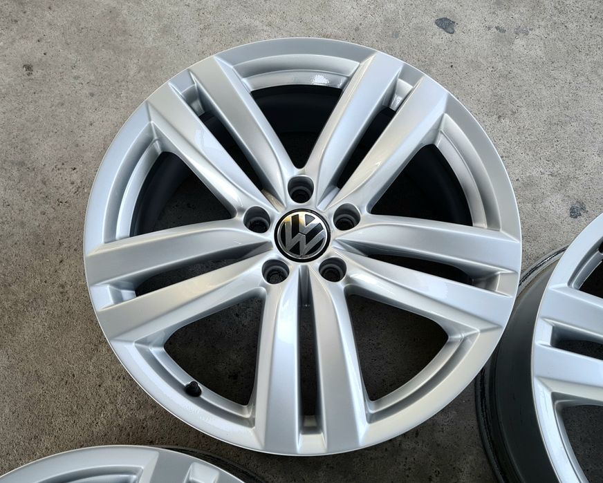 Оригинални джанти Фолксваген Kansas VW  3AA601025H
8Jx18 ET44 ц.о. 57.1