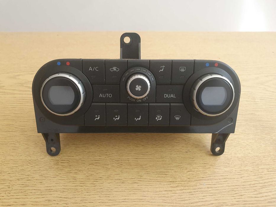Управление КЛИМАТРОНИК за Nissan Qashqai J10 фейслифт