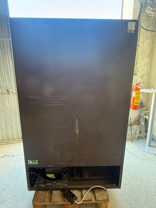 Вендинг машина за храна