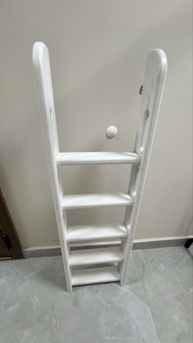 Лестница деревянная для кровати и чердака