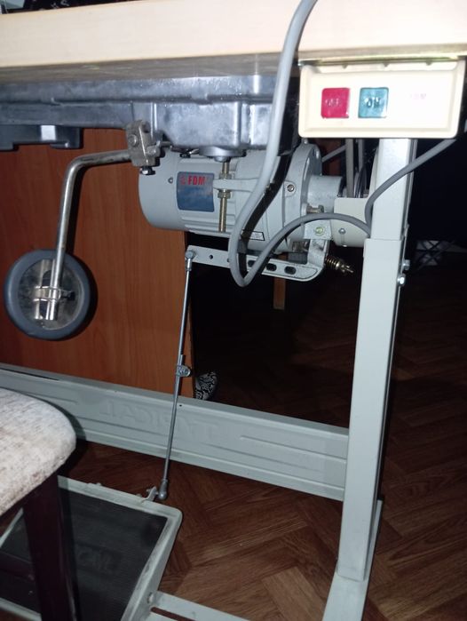 Продам швейные машинки