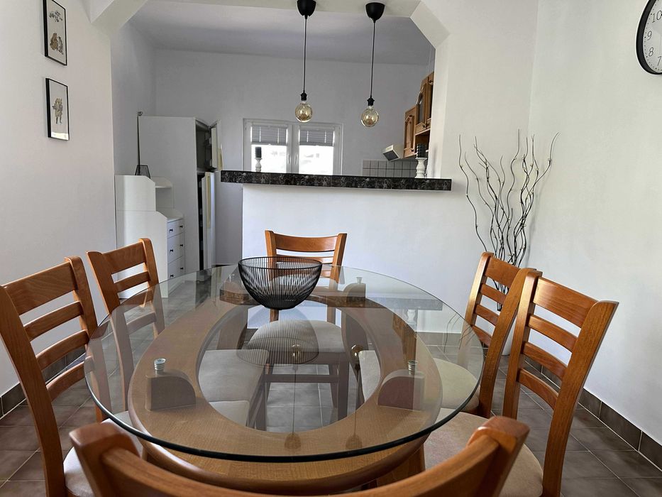 Дава се под наем Етаж от къща в Враца, Квартал 103 - 100 кв.м за 382.5 € - Снимка #1