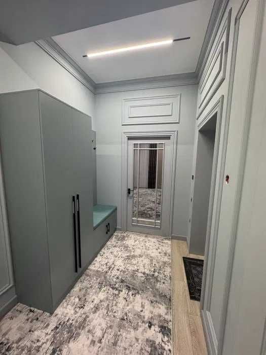 Новая 2х комнатная  с авторским ремонтом в новостройке на Сагбан