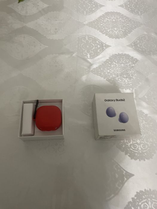 Наушники Наушник