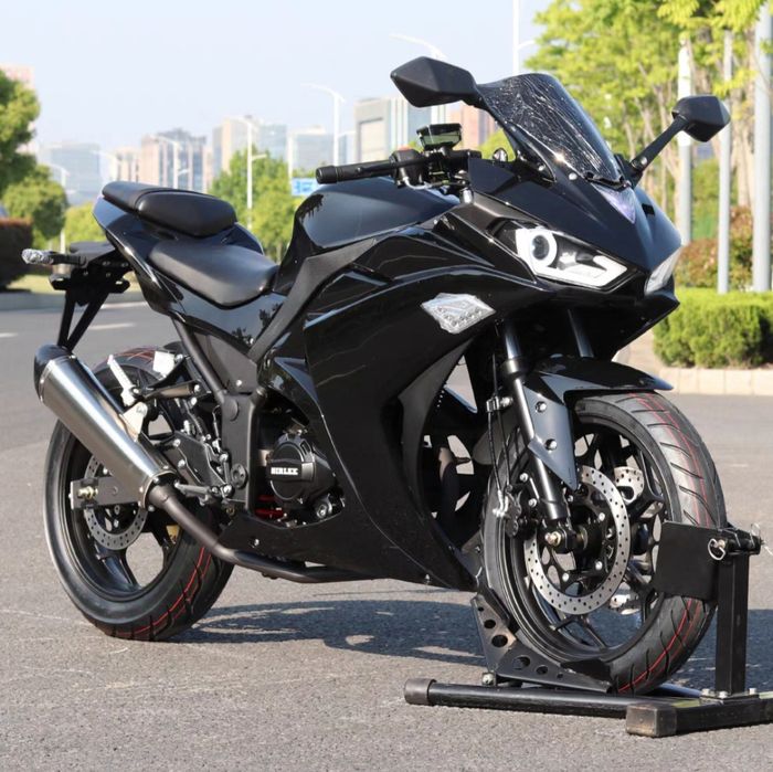 Мотоцикл R3 заказ