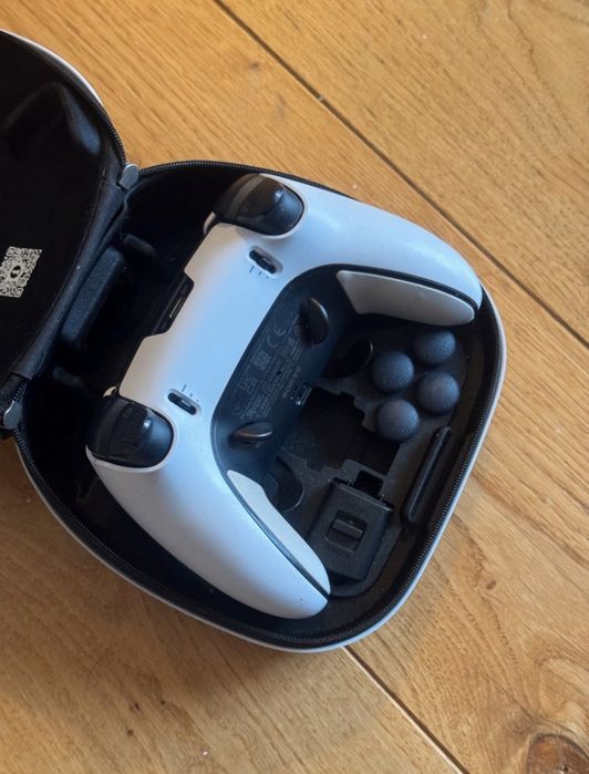 Sony DualSense Edge Wireless Controller – Като нов (Pro Controller)