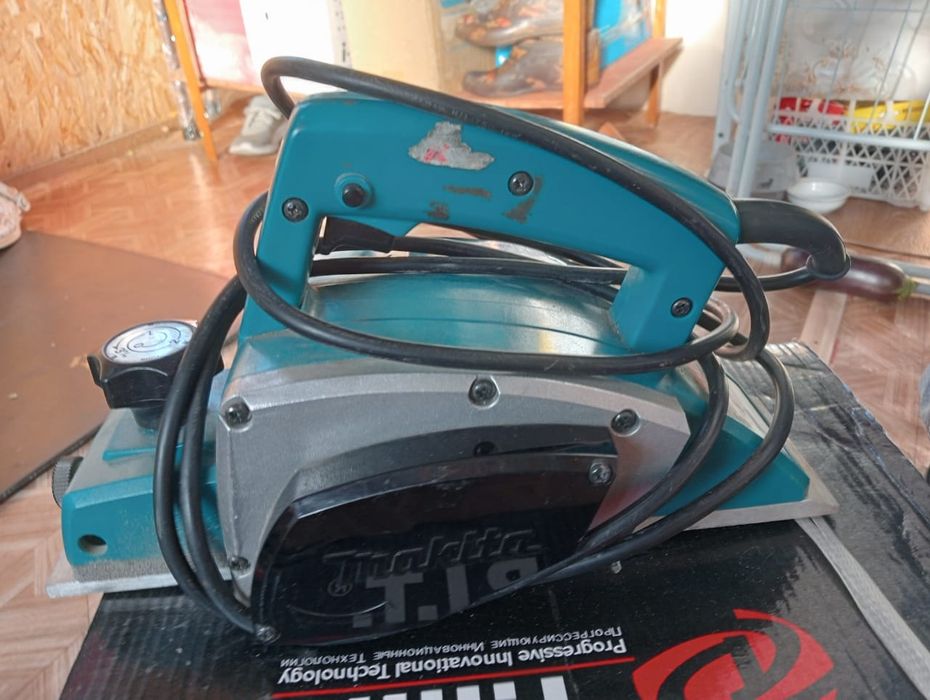 Стройтельные инструменты