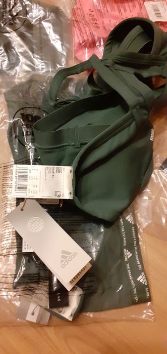 Спортен сутиен Adidas