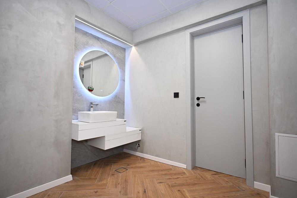 Дава се под наем Офис в Перник, Изток - 86 кв.м за 720 € - Снимка #12