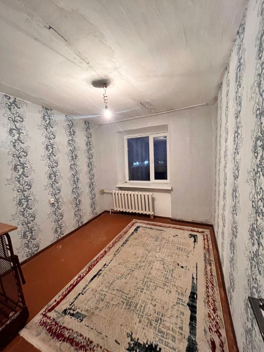 Продам 4 комнатную квартиру на Жазире