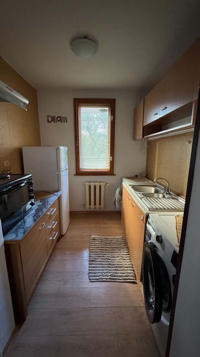 Дава се под наем Двустаен апартамент в София, Младост 1 - 72 кв.м за 700 € - Снимка #1