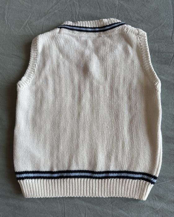 Бебешки елек - 9-12 месеца