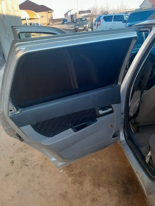 Приора универсал