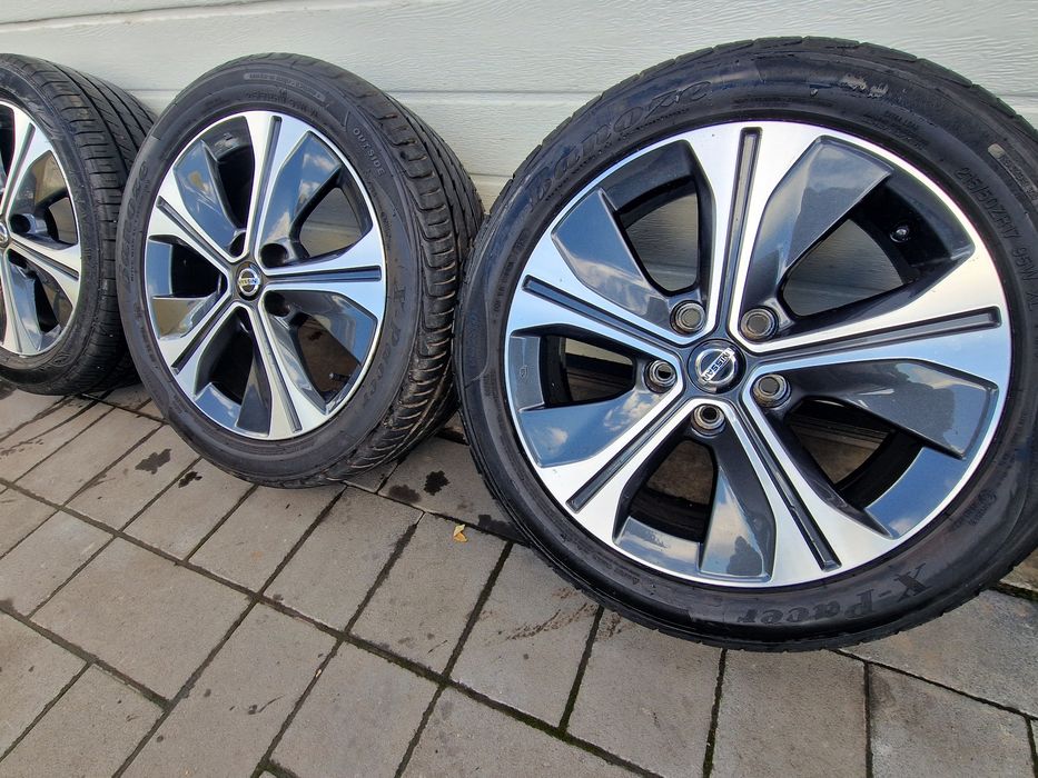 Set jante nissan  Qashqai  215/50 R17