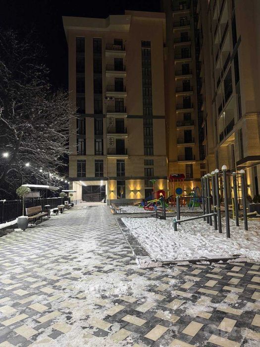 НОВОСТРОЙКА М.Горький метро 2-этаж 42м2 под ключ ДОМ ЗАСЕЛЕН срочно!!!