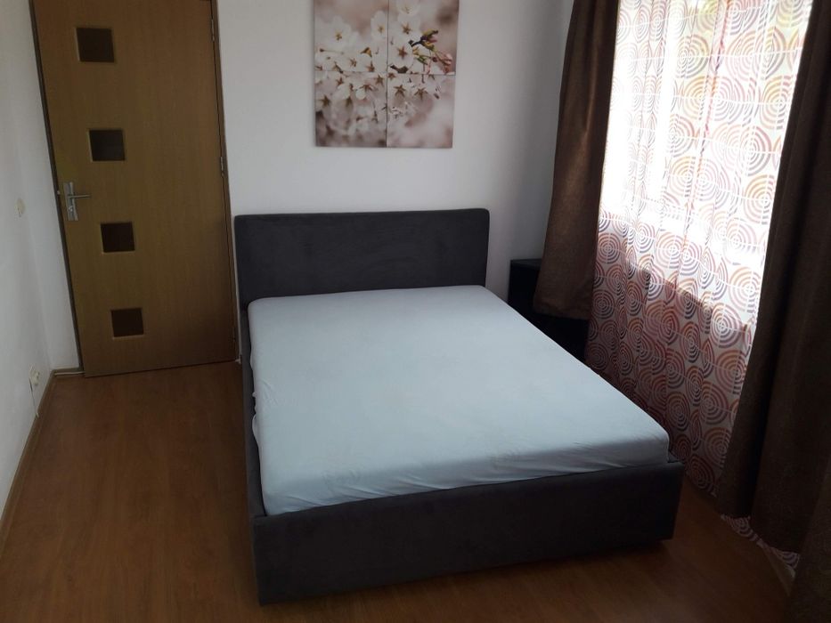 Apartament de închiriat
